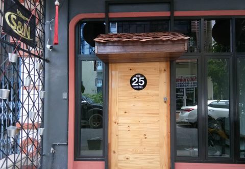 Exterior The 25 hostel