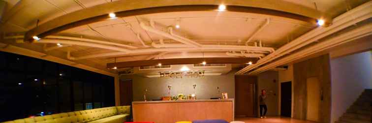 Lobi Comet Hotel Surat Thani