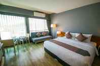 ห้องนอน Comet Hotel Surat Thani
