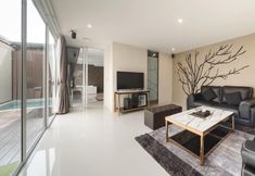 Common Space 6 The Valen Resort