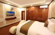 Bedroom 4 Prince Hotel Hanoi