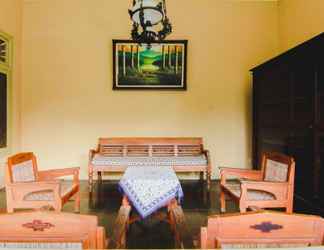 Sảnh chờ 2 Griya Batik Giri Sekar Homestay