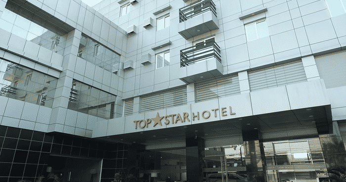 ภายนอกอาคาร Top Star Hotel