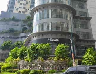 Exterior 2 Oasis Regency at Fort Victoria BGC