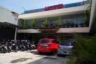 ภายนอกอาคาร Hotel Ampera Purwodadi