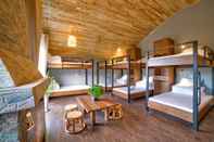 Phòng ngủ Lustig Hostel