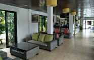 Lobi 3 Holiday Park Hotel