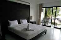 Kamar Tidur Holiday Park Hotel