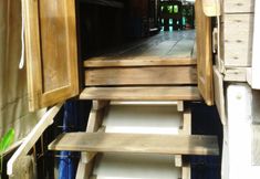 로비 5 Ray Nu Guest House