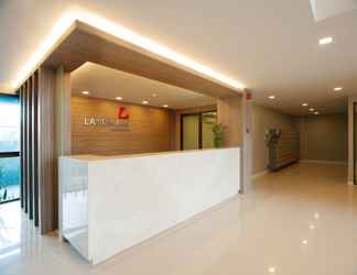 Lobi 2 Condo Landmark Residence