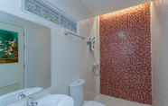 In-room Bathroom 7 Paplern Resort