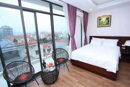 Camellia Hotel, AU$54