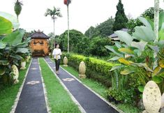 Lain-lain 6 Puri Karang Besakih