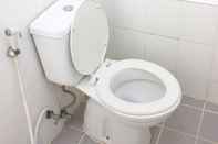 Toilet Kamar FRESH APARTMENT At Kelapa Gading