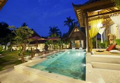 Swimming Pool 2 Vilaku Batuan