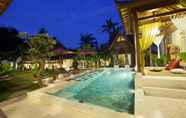 Swimming Pool 2 Vilaku Batuan