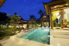 Swimming Pool Vilaku Batuan