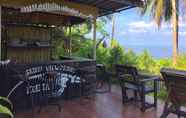 บาร์ คาเฟ่ และเลานจ์ 3 Sairee View Whale Skeleton Resort