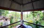 Kamar Tidur 7 Sairee View Whale Skeleton Resort