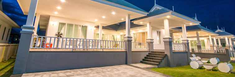 Lobi Marwin Pool Villa Hua Hin