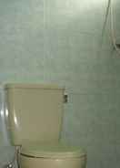 BATHROOM Pondok Santhi Homestay