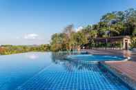 Swimming Pool Chiang Rai Lake Hill Resort