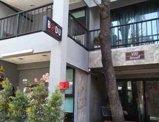 ภายนอกอาคาร 2 Badu Sukhumvit Hostel 