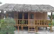 Exterior 3 Titanic's Nipa Hut