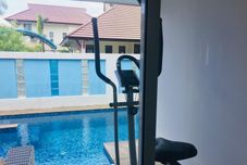 Pusat Kecergasan M Tropical Villa