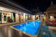 Swimming Pool Narintara Villas