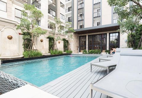 Swimming Pool The Nest Sukhumvit 22 By Favstay