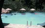 Hồ bơi 3 Thac Tu Son Resort