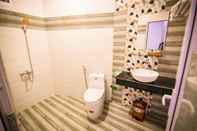 In-room Bathroom Venus 2 Hotel Quy Nhon