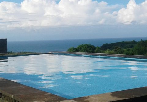 Swimming Pool Green Bowl Beach Villas