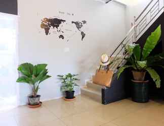 Sảnh chờ 2 Ma Norn Phuket Hostel