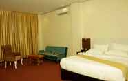 ห้องนอน 4 Bengkulu Hotel