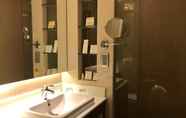 In-room Bathroom 7 Hotel Benilde Maison De La Salle