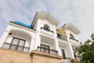 Exterior 4 Golden Almie Hotel