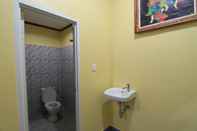 Toilet Kamar Dimas Kubu