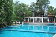 Swimming Pool BBQ villa