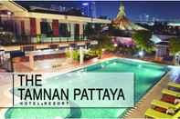 สระว่ายน้ำ The Tamnan Pattaya Hotel & Resort