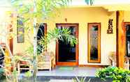 Exterior 3 Peter Homestay