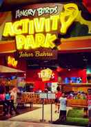 ENTERTAINMENT_FACILITY Ais Kacang Sweet Home Pinnacle Tower