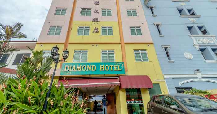 Bên ngoài Diamond Hotel Singapore