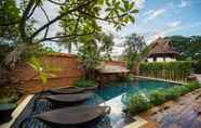 Kolam Renang 3 Shinnabhura Historic Boutique Hotel