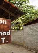 EXTERIOR_BUILDING Salon de Nomad Gili T