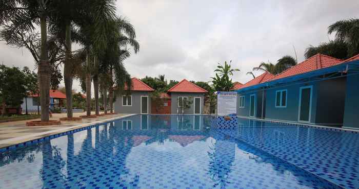 Swimming Pool Ven Song Riverside Hotel