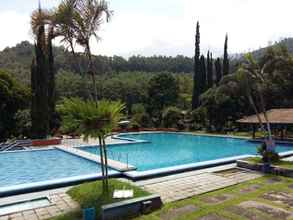 Swimming Pool 4 Hotel Air Panas Songgoriti