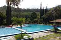 Swimming Pool Hotel Air Panas Songgoriti