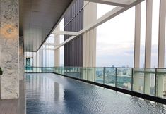 スイミングプール 5 Sukhumvit In The Park BTS PhromPhong